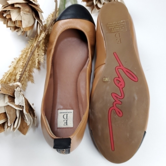 🔴  ED LOVE Lilliane2 Camel Black Cap Toe Flat 7.5w - Picture 3 of 13